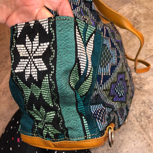 Blue and green woven purse with tan leather - Picture 3 of 6